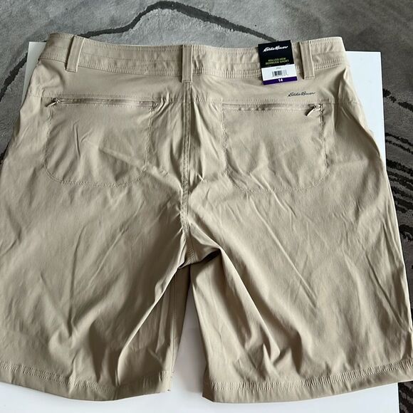 NWT Eddie Bauer Bermuda Short Rolled Hem Tan - Picture 4 of 12